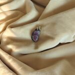 Wisiorek z naturalnego kamienia - ametyst