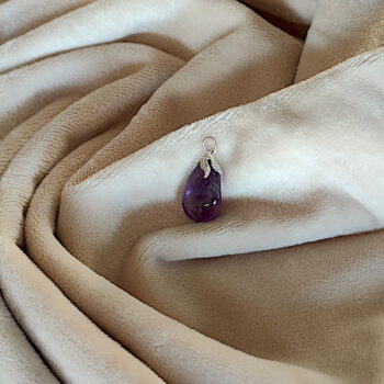 Wisiorek z naturalnego kamienia - ametyst jasny